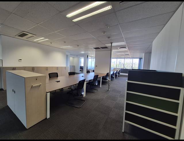 530M² OFFICE TO LET IN SANDTON CENTRAL
